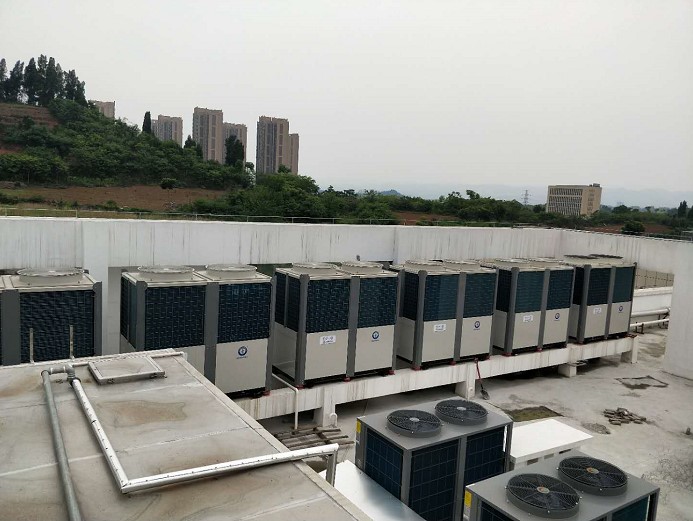 2728 空气能热泵采暖